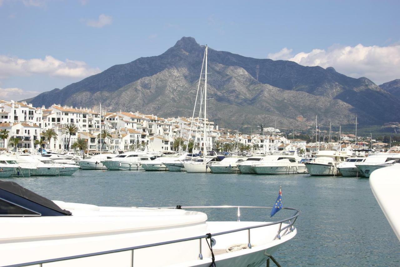 Beachside Luxury In Puerto Banus - Club Playas Del Duque Appartement
